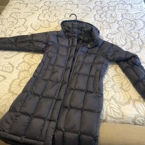 Women’s Small long dark purple north face